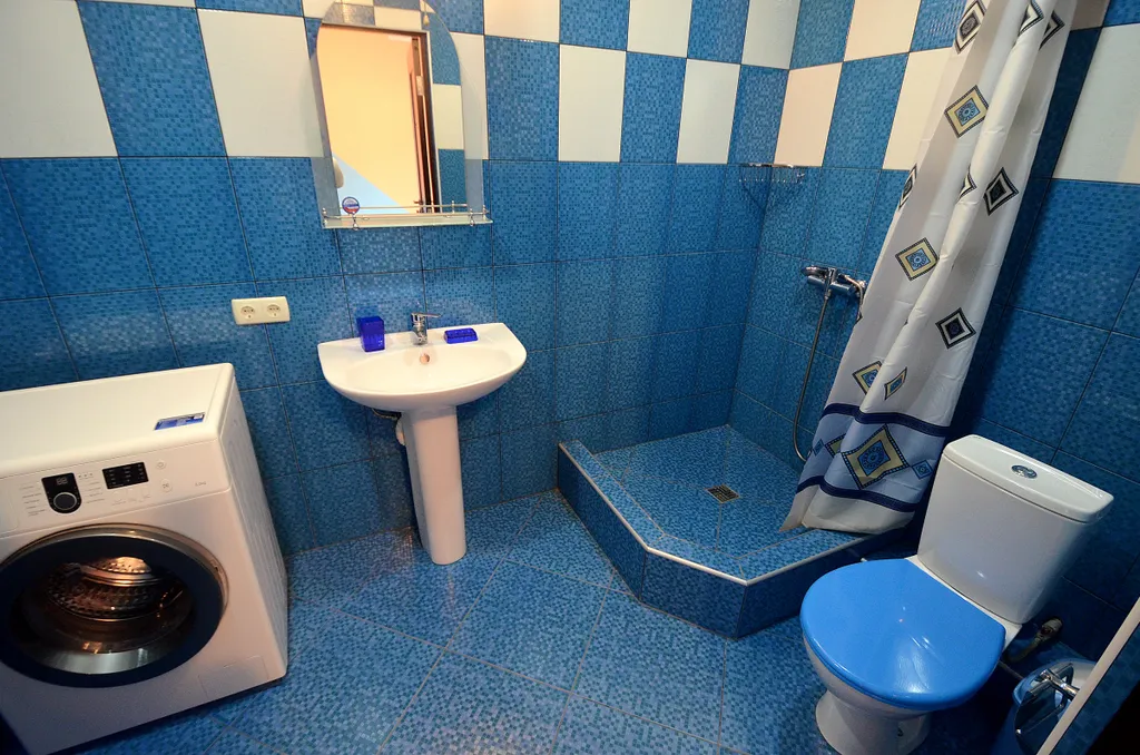 Квартира двухкомнатная в переулке Долиннном, 54 м², Коктебель — фото 9