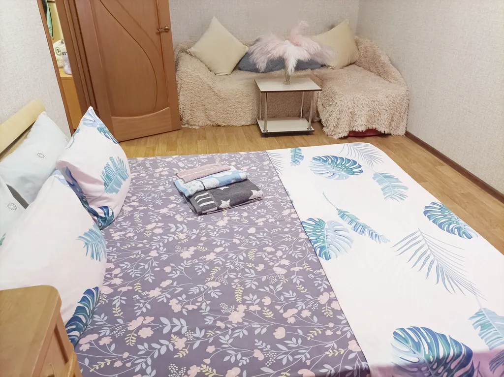 Квартира однокомнатная в Автозаводском, 35 м², Тольятти — спальня, фото 12