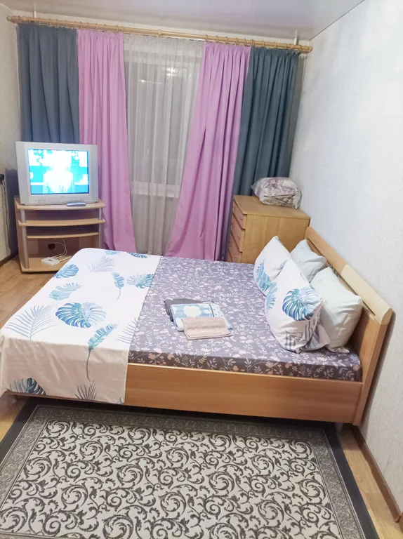 Квартира однокомнатная в Автозаводском, 35 м², Тольятти — спальня, фото 14