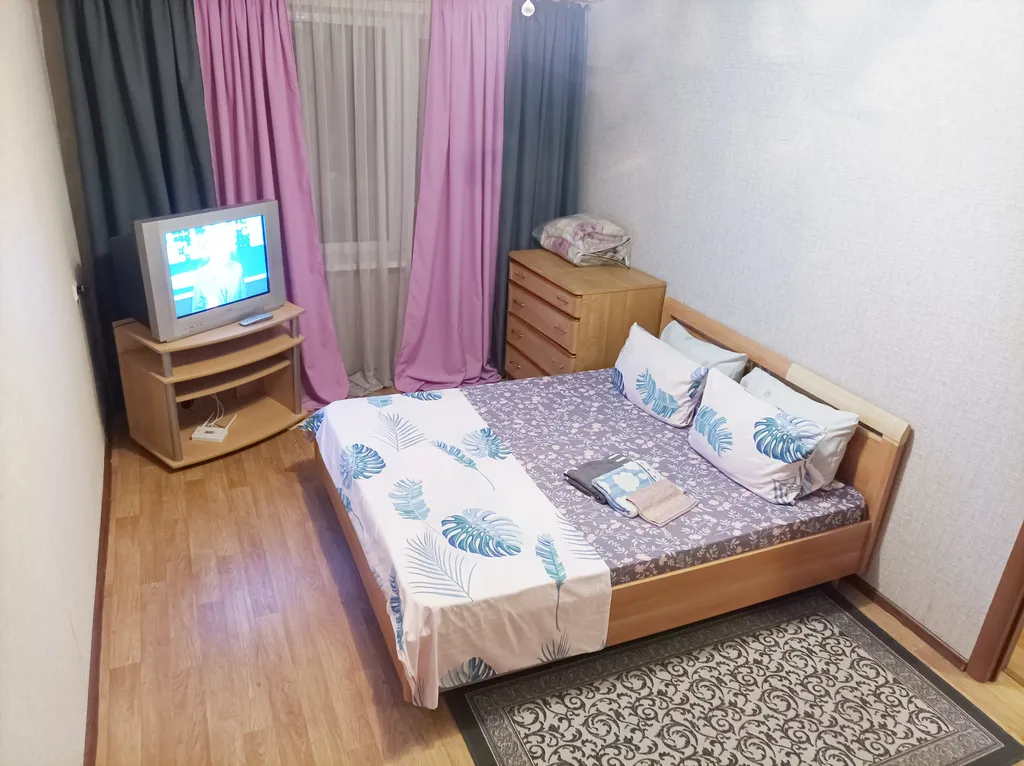 Квартира однокомнатная в Автозаводском, 35 м², Тольятти — спальня, фото 15
