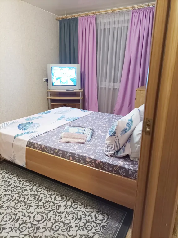 Квартира однокомнатная в Автозаводском, 35 м², Тольятти — спальня, фото 3