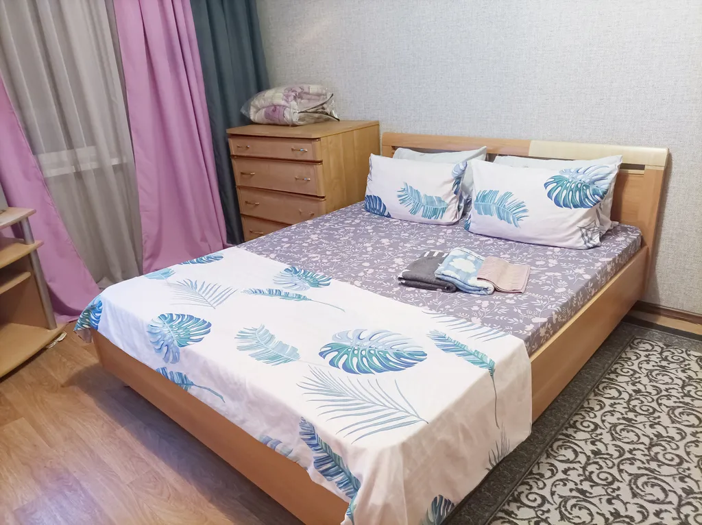 Квартира однокомнатная в Автозаводском, 35 м², Тольятти — спальня, фото 7