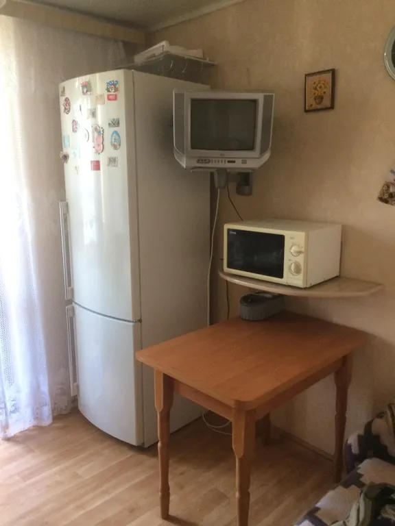 Квартира двухкомнатная в Гагаринском, 56 м², Севастополь — фото 11
