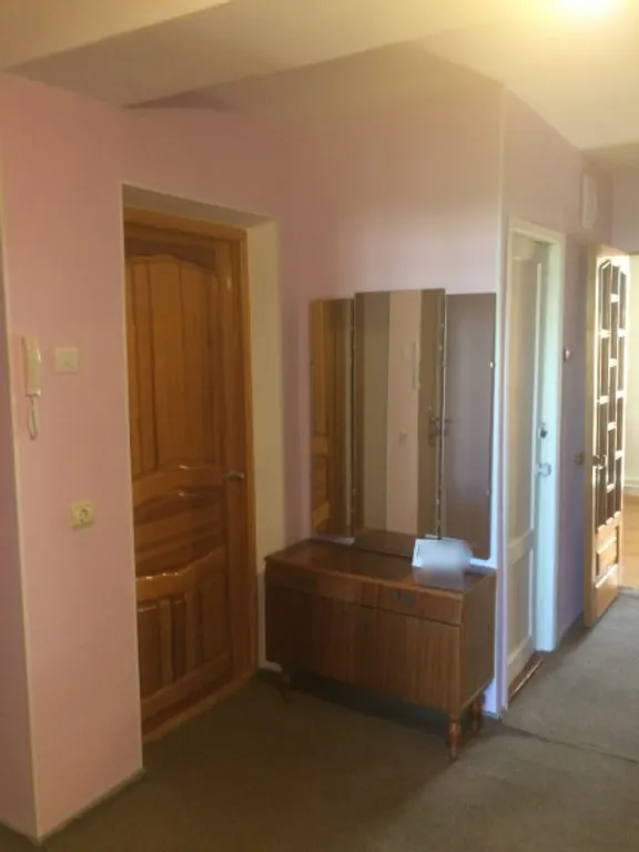 Квартира двухкомнатная в Гагаринском, 56 м², Севастополь — фото 17