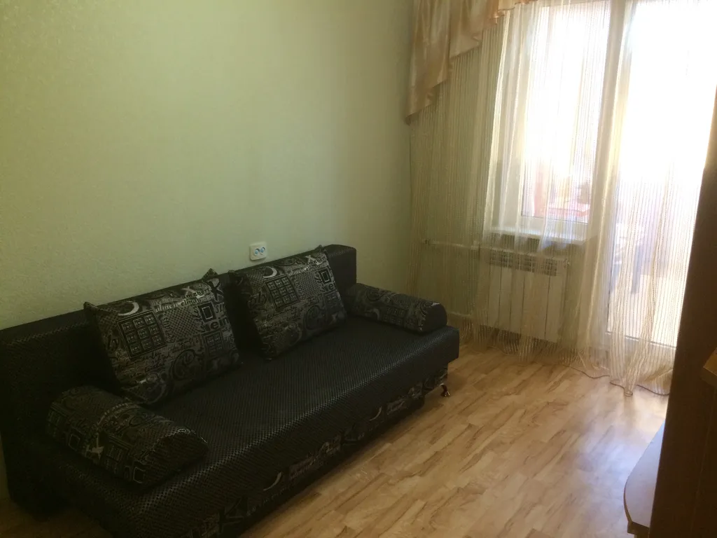 Квартира двухкомнатная в Гагаринском, 56 м², Севастополь — фото 6