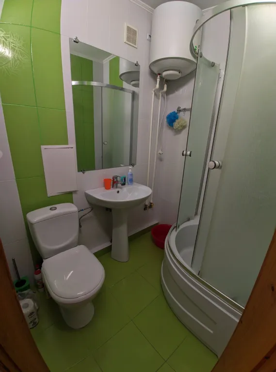 Квартира однокомнатная в Ленинском, 36 м², Севастополь — ванная комната