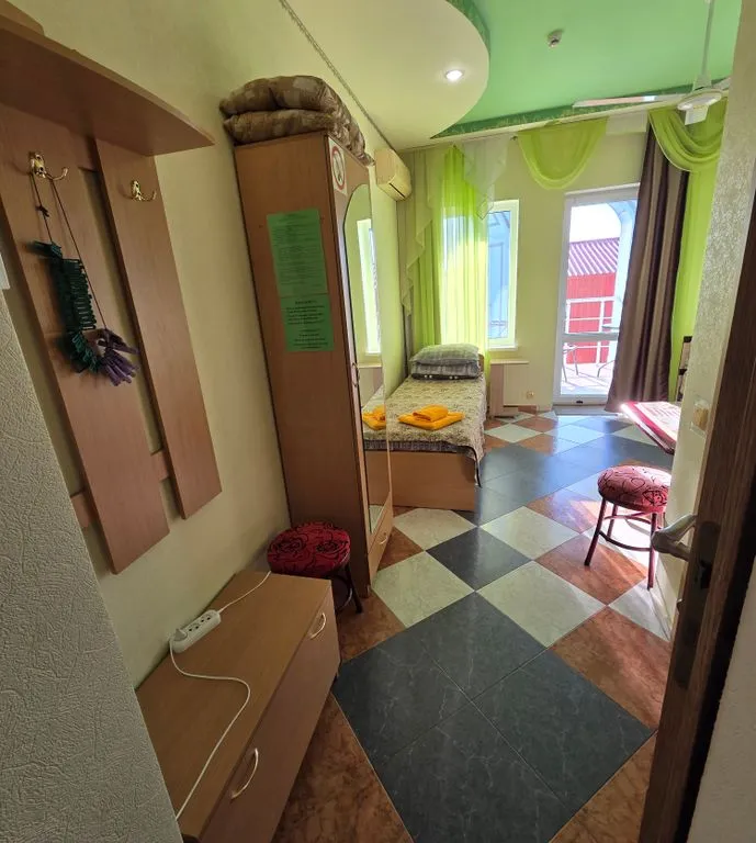 Двухместный номер с 1 кроватью 5 полулюкс кофорт — Сказка, фото 3 из 5