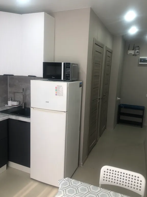 Квартира однокомнатная на проспекте Победы, 38 м², Евпатория — кухня, фото 5
