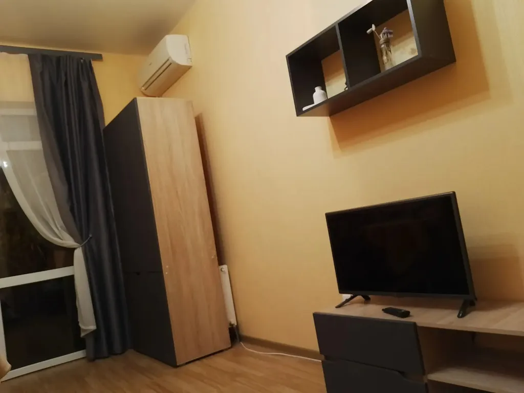 Квартира однокомнатная на улице Орджоникидзе, 46 м², Геленджик — фото 5