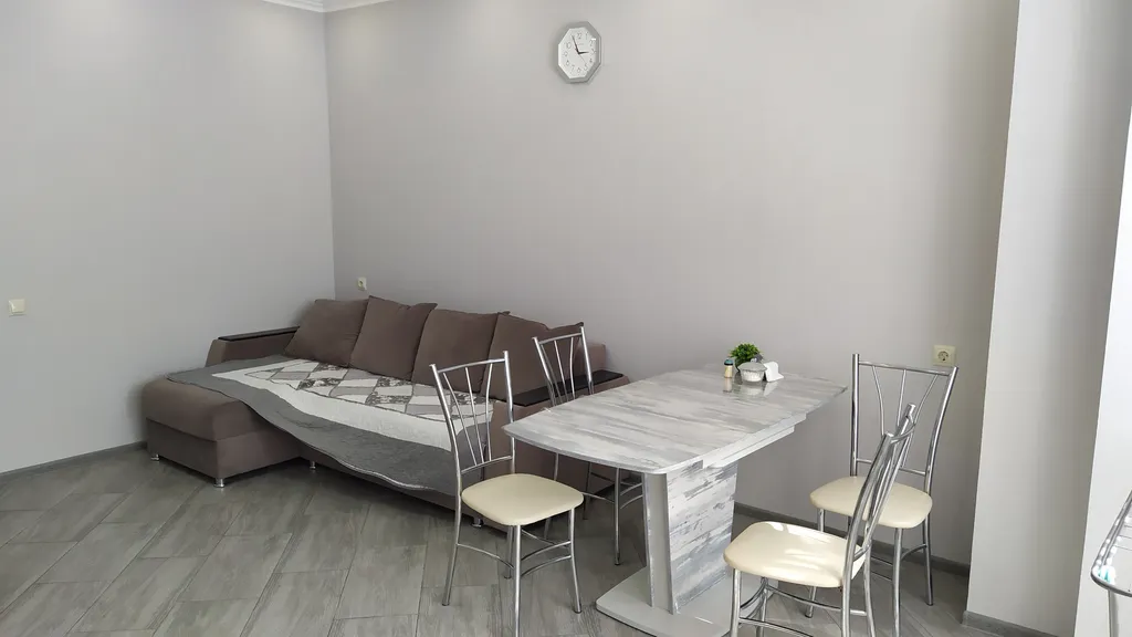 Квартира однокомнатная на улице Малой Садовой, 56 м², Ессентуки — спальня, фото 2