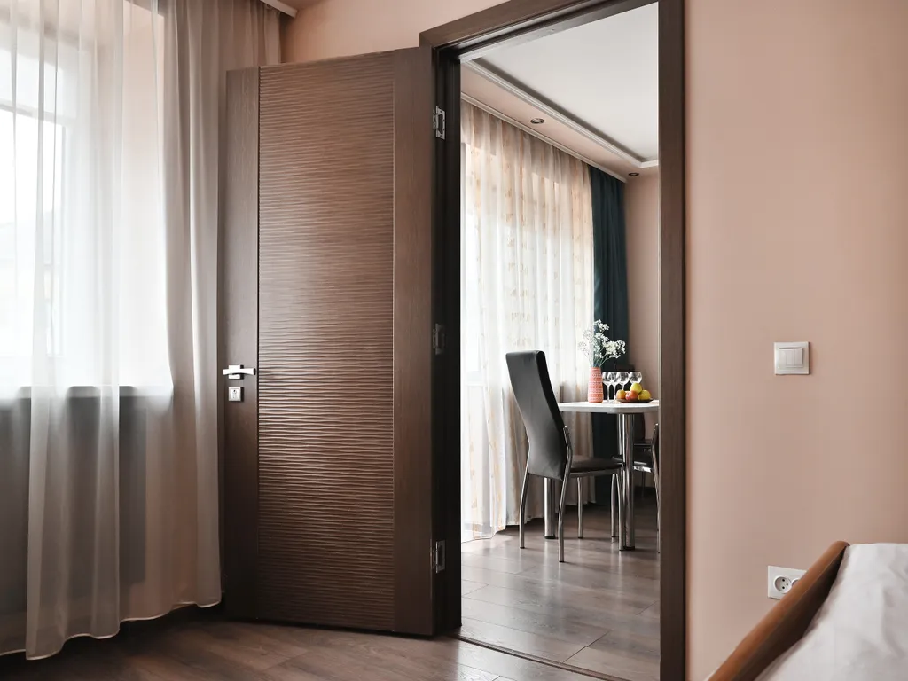 Квартира двухкомнатная в Ленинградском, 57 м², Калининград — фото 13
