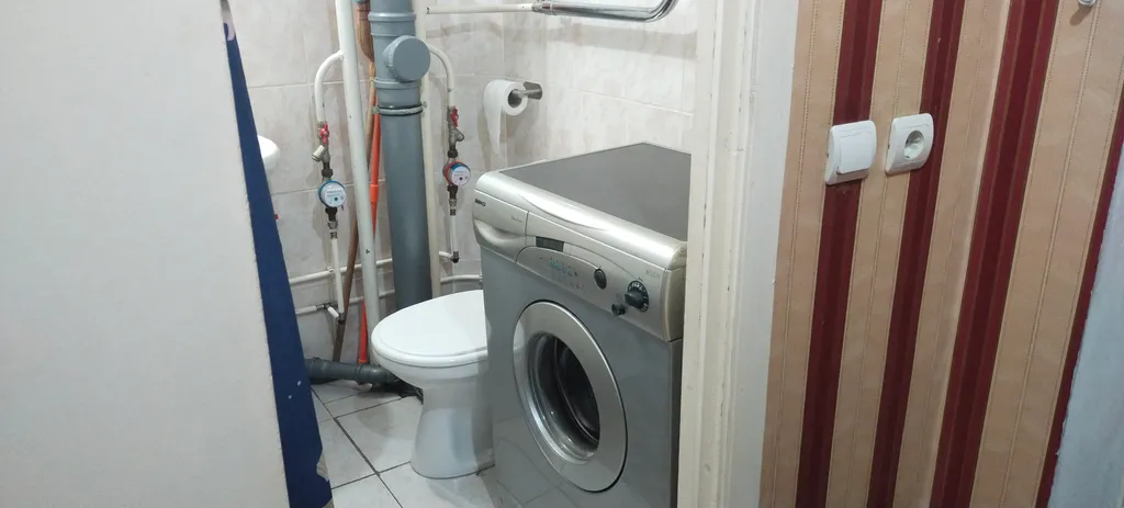 Квартира однокомнатная на проспекте имени Ленина, 32 м², Волжский — ванная комната, фото 2