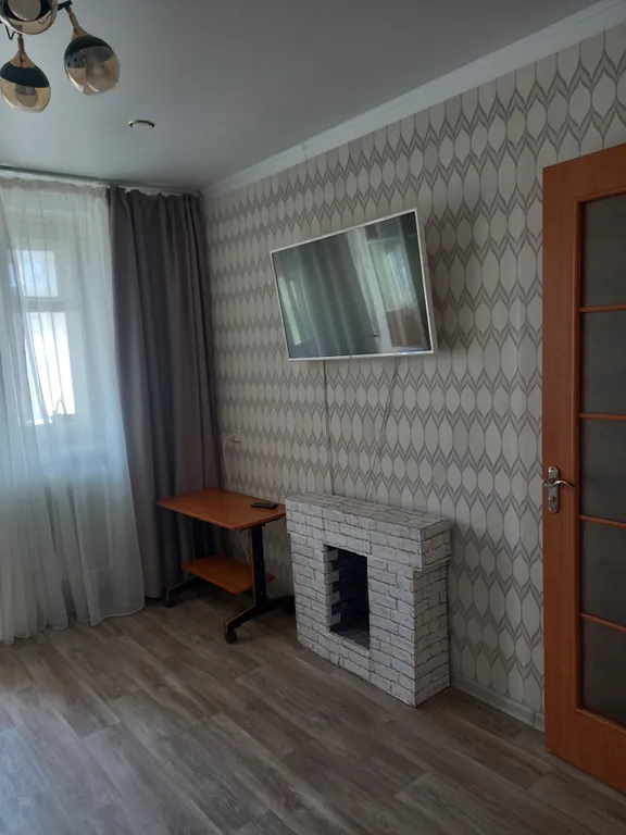 Квартира двухкомнатная на улице Украинской, 48 м², Феодосия — фото 2