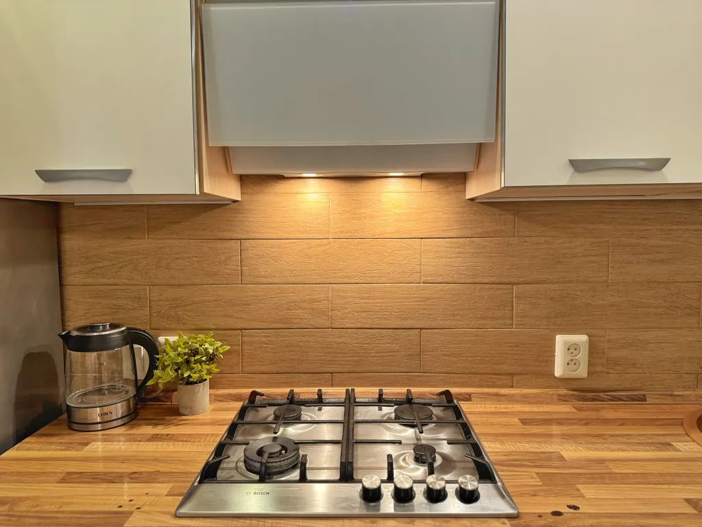 Квартира двухкомнатная на улице Максимова, 42 м², Ярославль — фото 20