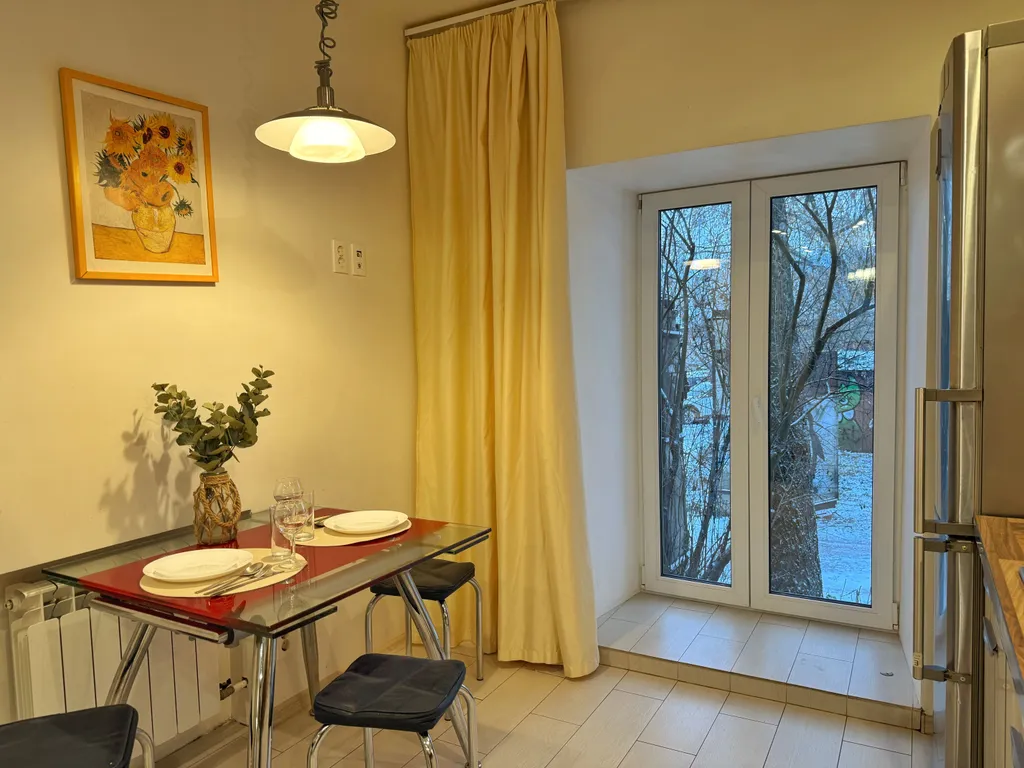 Квартира двухкомнатная на улице Максимова, 42 м², Ярославль — фото 22