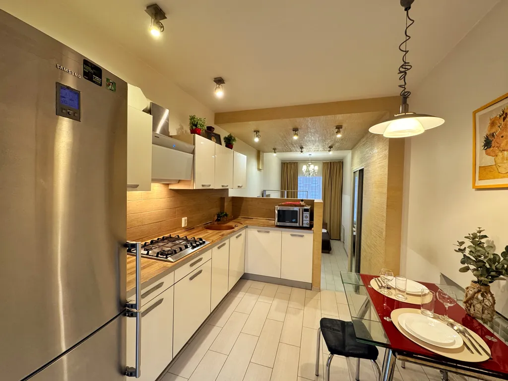 Квартира двухкомнатная на улице Максимова, 42 м², Ярославль — фото 5