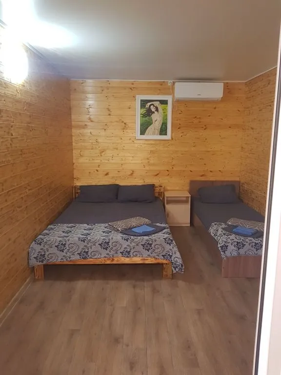 Трёхместный номер 5 Трёхместный Комфорт — Золотая рыбка