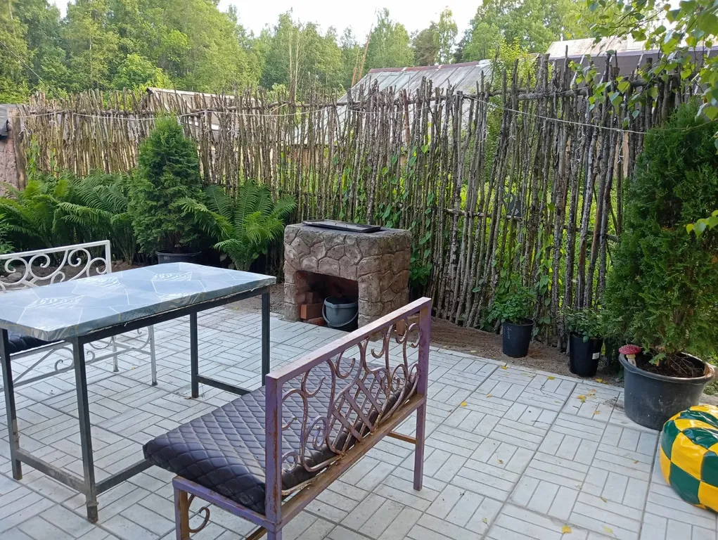 Дом 6-местный на улице Сержанта Щербакова, 75 м², Медянка — двор, фото 9