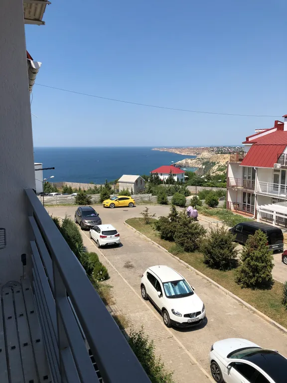Апартаменты однокомнатные в Балаклавском, 30 м², Севастополь — фото 2
