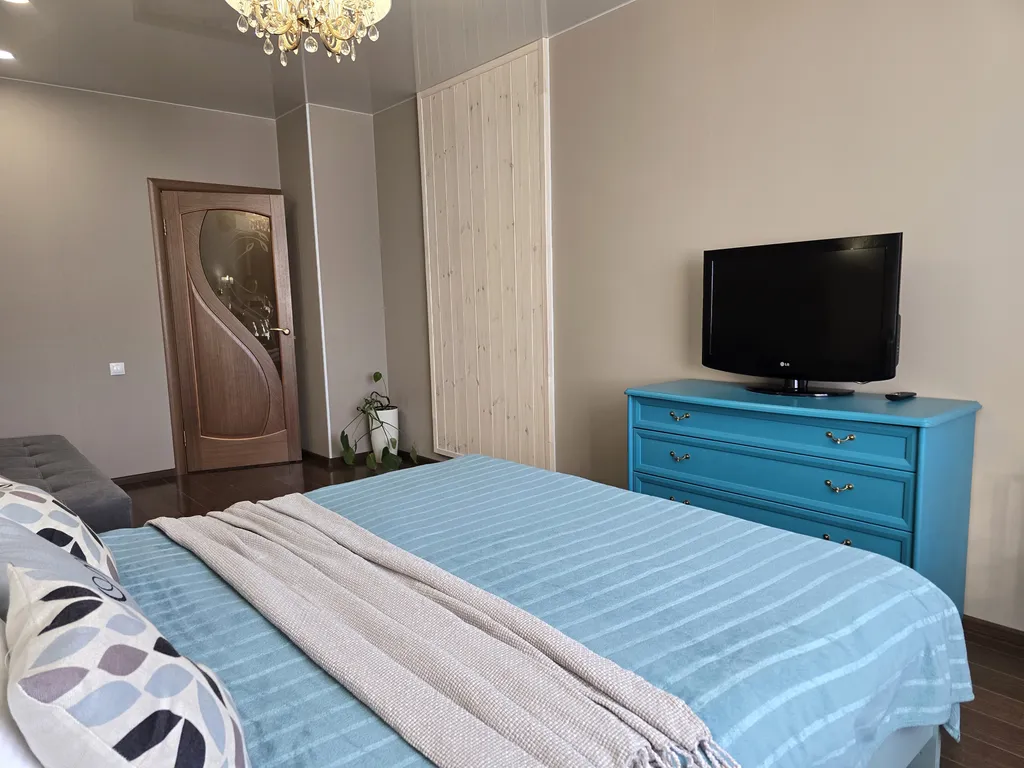 Квартира однокомнатная в Октябрьском, 50 м², Самара — фото 22