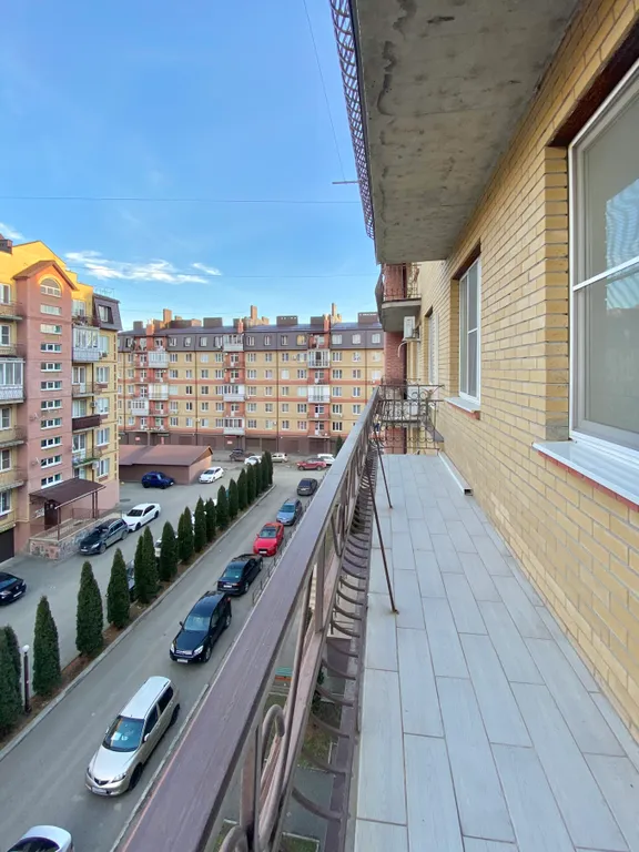 Квартира двухкомнатная на улице Орджоникидзе, 80 м², Ессентуки — фото 10