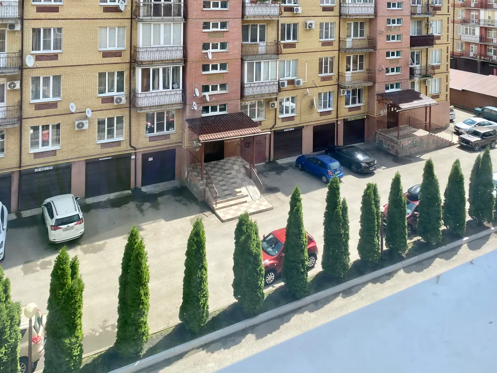 Квартира двухкомнатная на улице Орджоникидзе, 80 м², Ессентуки — фото 11