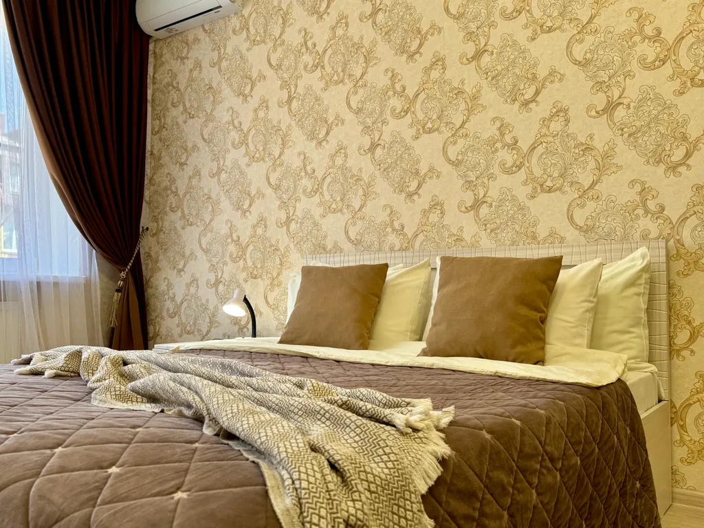 Квартира двухкомнатная на улице Орджоникидзе, 80 м², Ессентуки — фото 18
