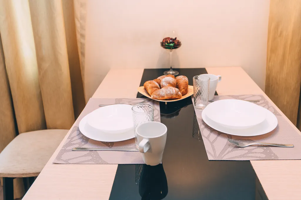 Студия однокомнатная в переулке Ново-Чернушенском, 45 м², Смоленск — кухня, фото 3
