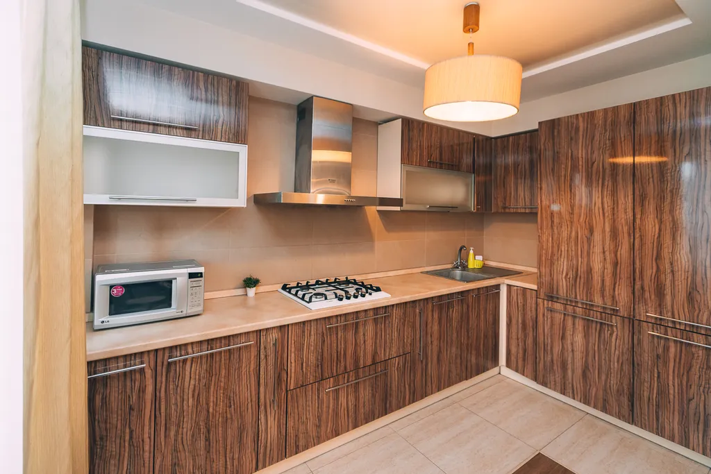 Студия однокомнатная в переулке Ново-Чернушенском, 45 м², Смоленск — кухня, фото 8
