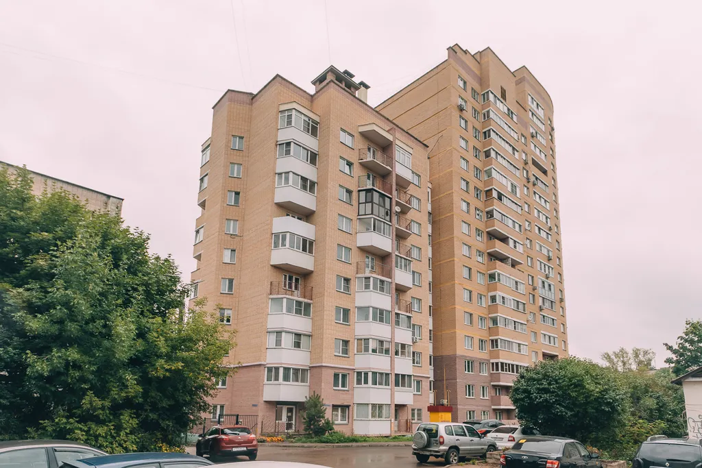 Студия однокомнатная в переулке Ново-Чернушенском, 45 м², Смоленск — двор, фото 6
