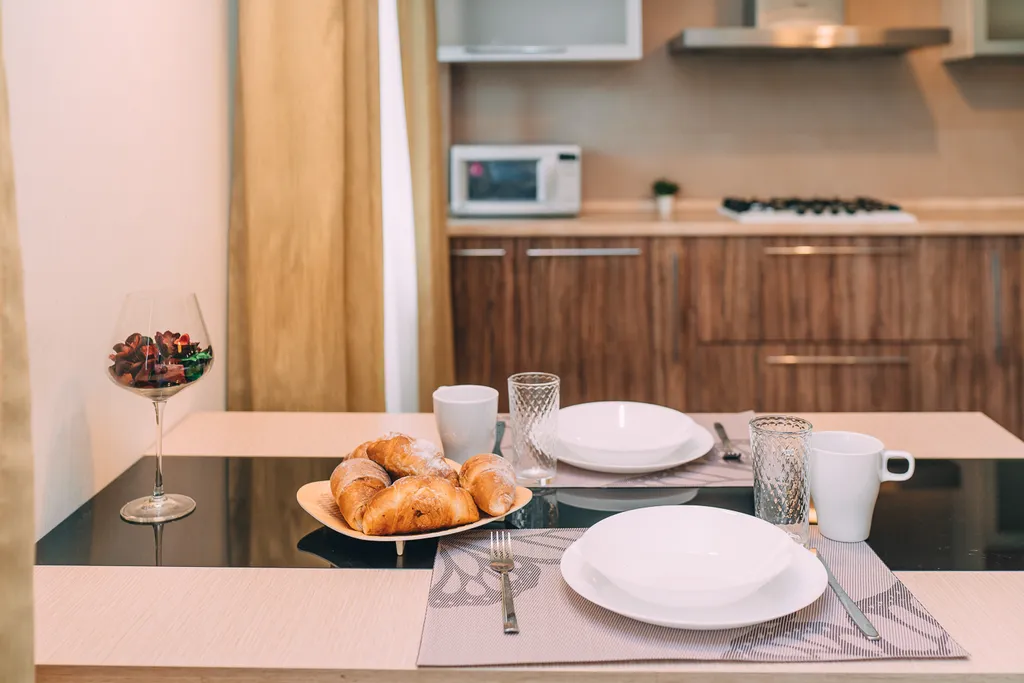 Студия однокомнатная в переулке Ново-Чернушенском, 45 м², Смоленск — кухня, фото 2