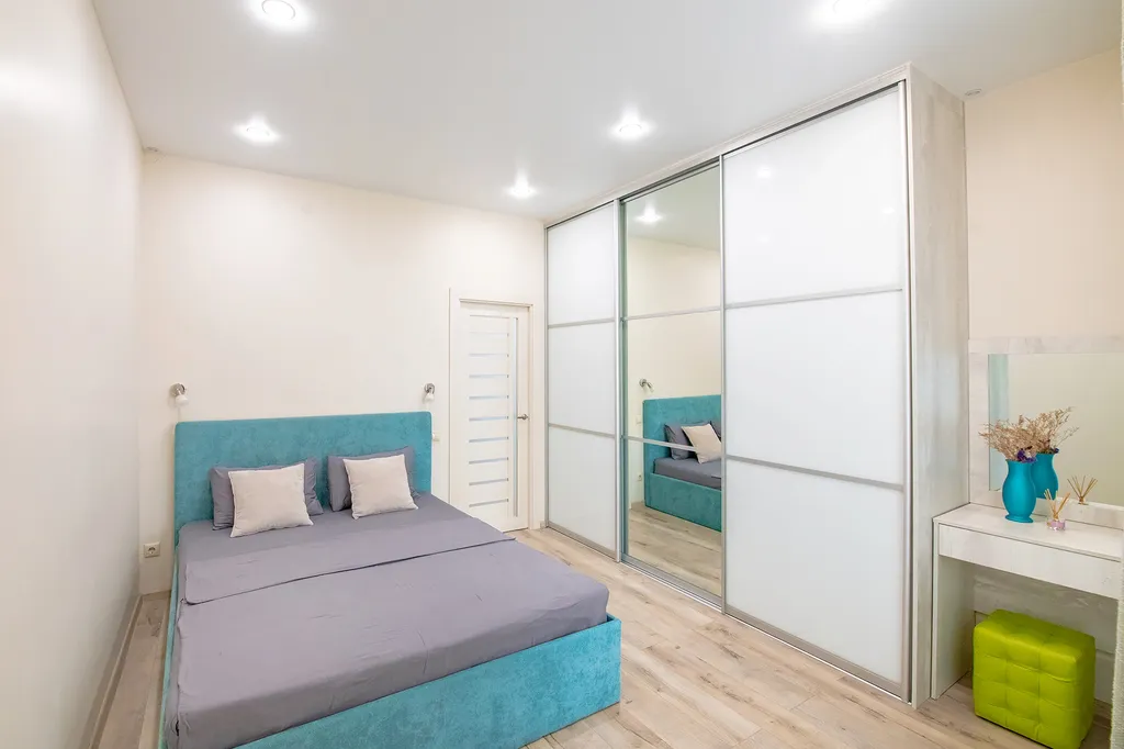 Квартира однокомнатная в Ленинском, 55 м², Владивосток — спальня, фото 3