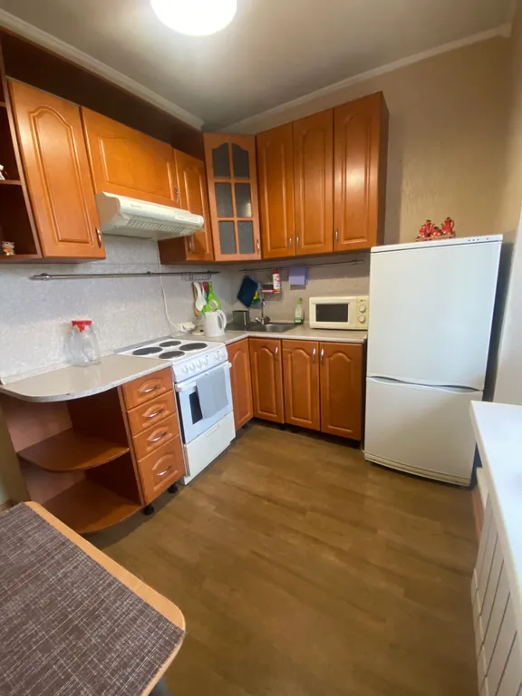 Квартира однокомнатная на улице Ровио, 36 м², Петрозаводск — кухня