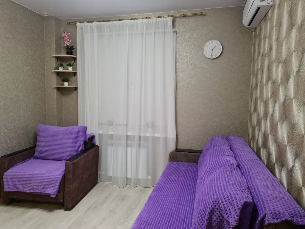 Квартира однокомнатная в Дзержинском, 34 м², Волгоград — спальня, фото 4