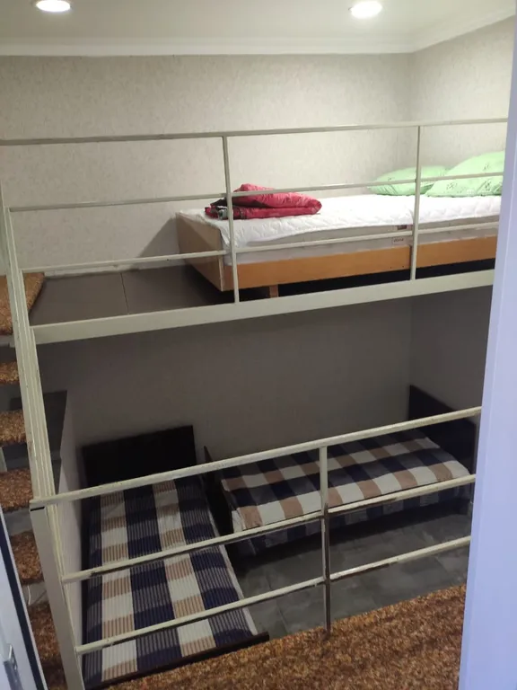 Квартира двухкомнатная на улице Ксении Ге, 35 м², Кисловодск — спальня