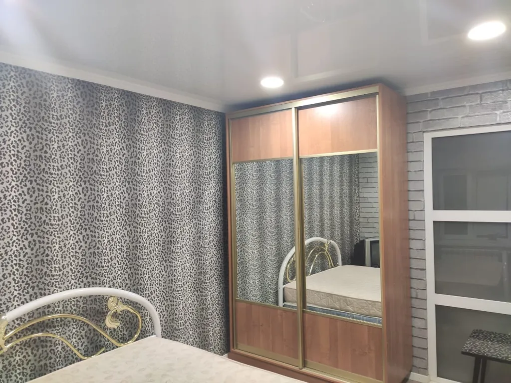 Квартира двухкомнатная на улице Ксении Ге, 35 м², Кисловодск — спальня, фото 3