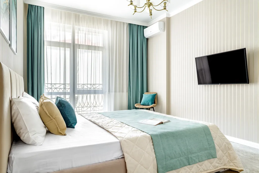 Квартира однокомнатная на улице Мире, 50 м², Геленджик — фото 3