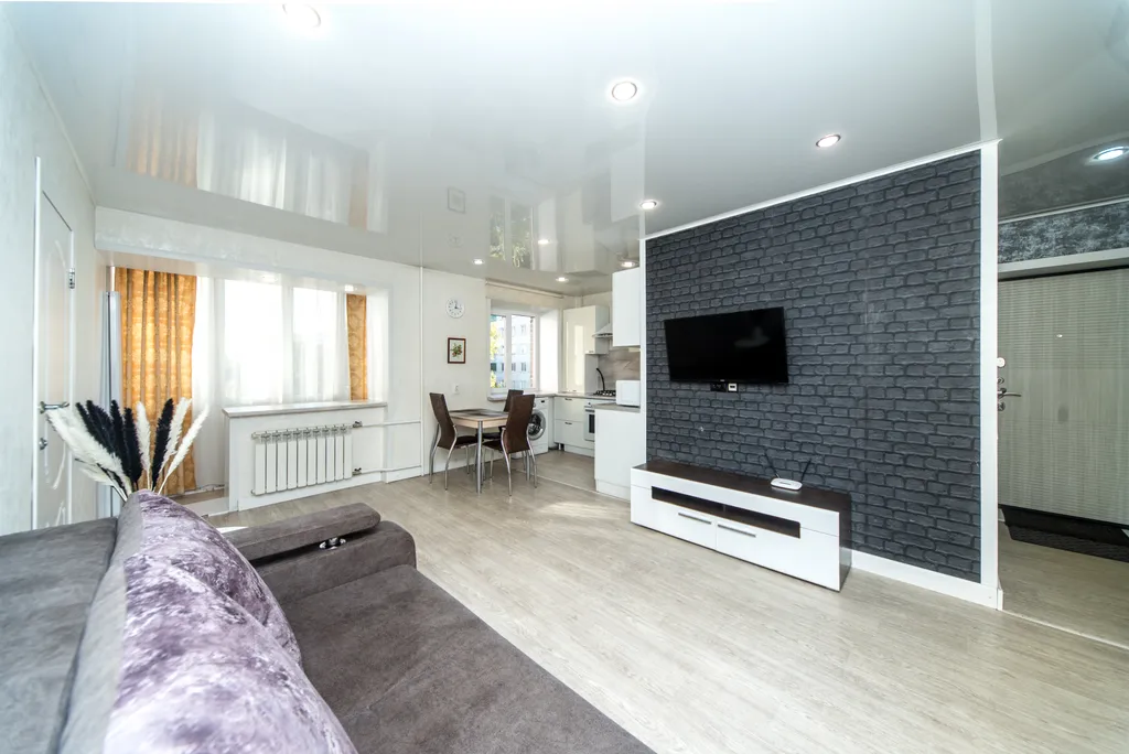 Квартира двухкомнатная в Центральном, 56 м², Красноярск — фото 4