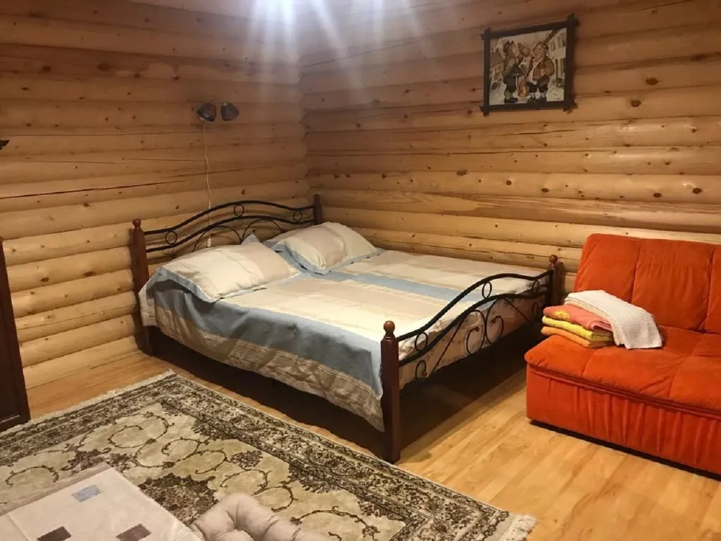 Двухместный номер с 1 кроватью  Делюкс с балконом — Теремок, фото 1 из 5