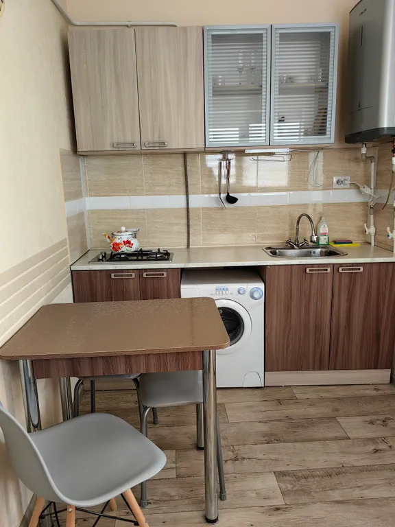 Апартаменты однокомнатные на улице Лермонтова, 25 м², Кисловодск — кухня, фото 2