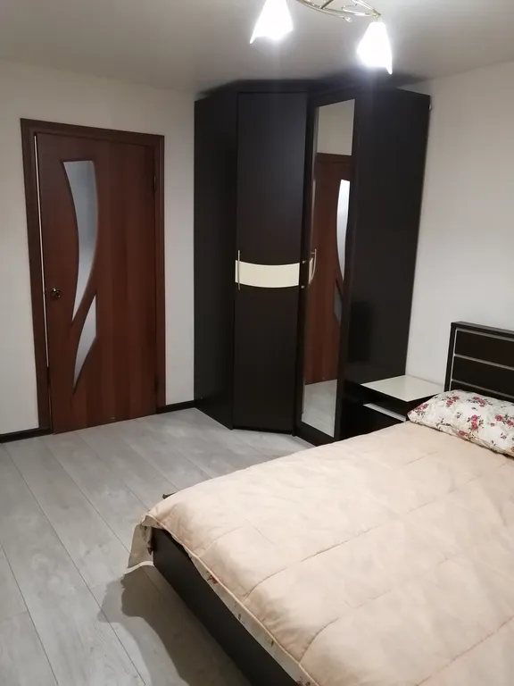 Квартира двухкомнатная на проспекте Победы, 57 м², Кисловодск — спальня, фото 2