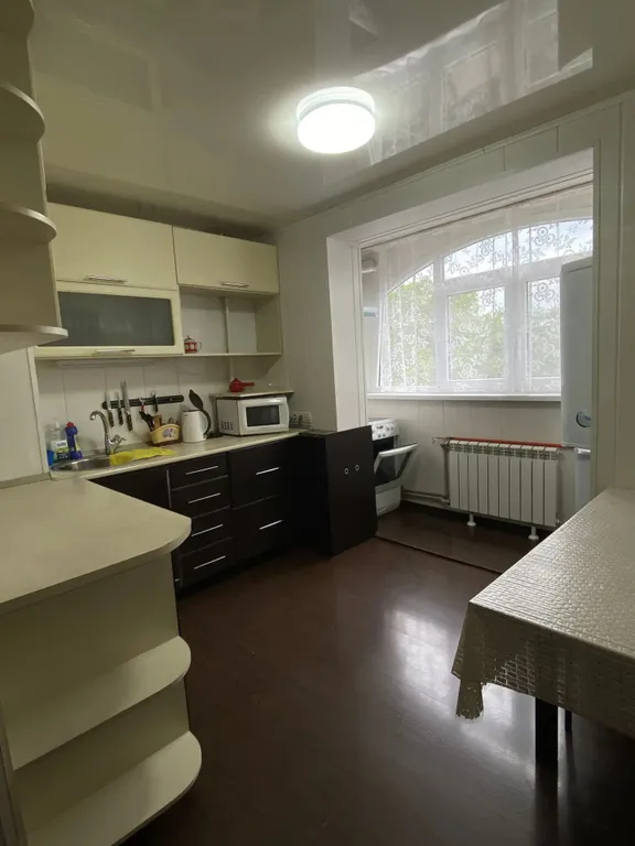 Квартира двухкомнатная на проспекте Победы, 57 м², Кисловодск — кухня