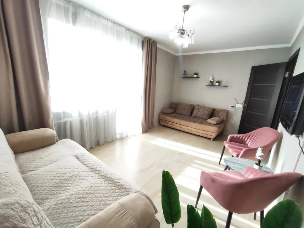 Квартира двухкомнатная в Фрунзенском, 45 м², Владивосток — фото 2