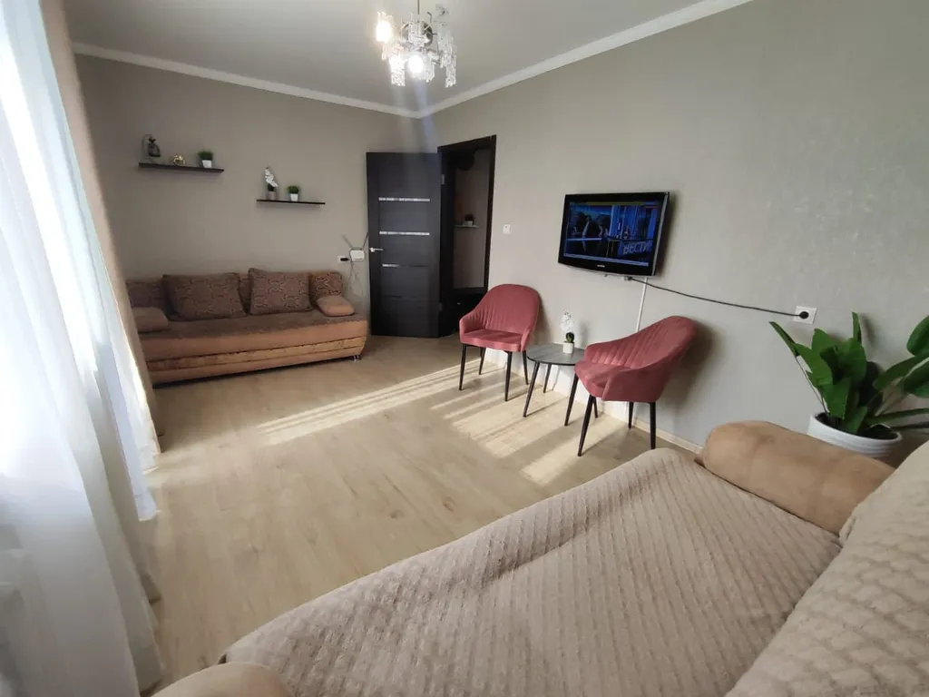 Квартира двухкомнатная в Фрунзенском, 45 м², Владивосток — фото 3