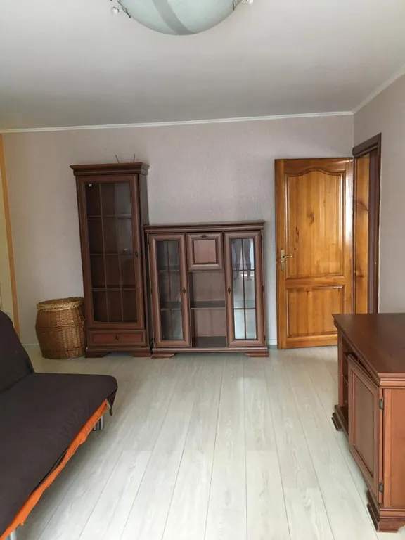 Квартира двухкомнатная в переулке Пионерском, 45 м², Симферополь — спальня, фото 2