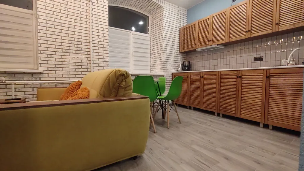Квартира двухкомнатная на улице Льва Толстого, 40 м², Псков — спальня, фото 2