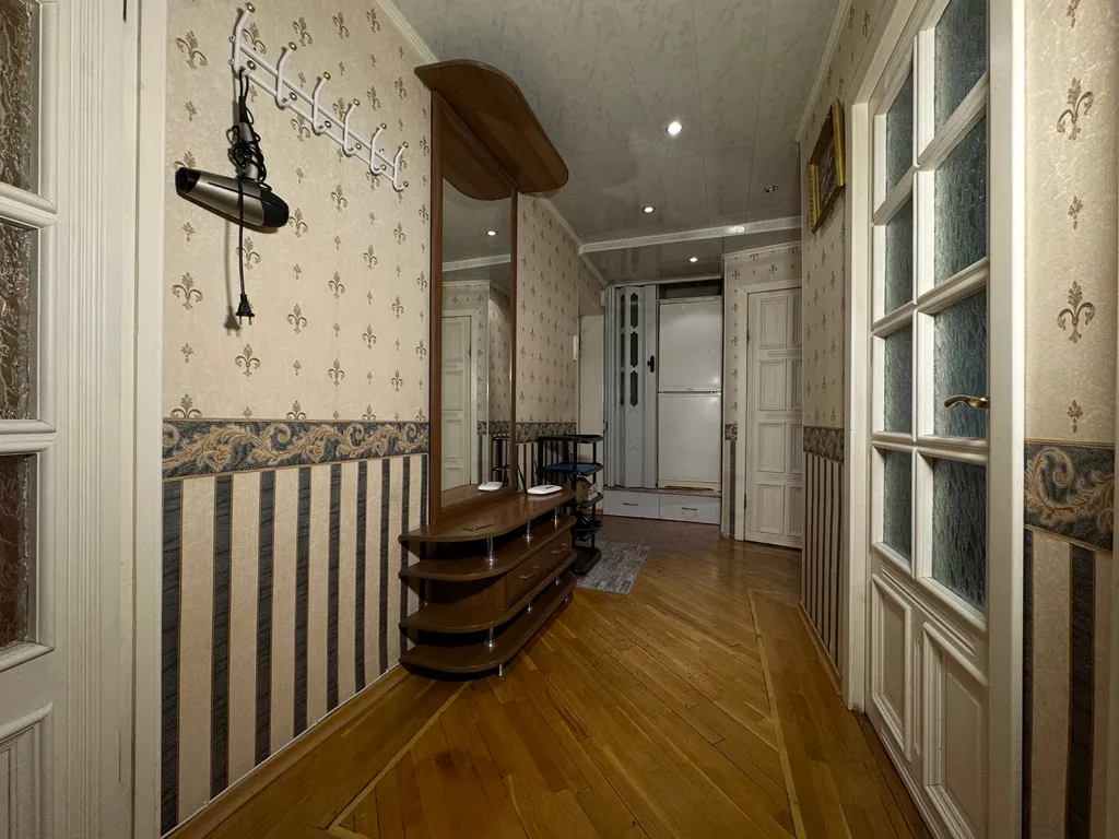 Квартира двухкомнатная на улице Мире, 48 м², Азов — фото 12