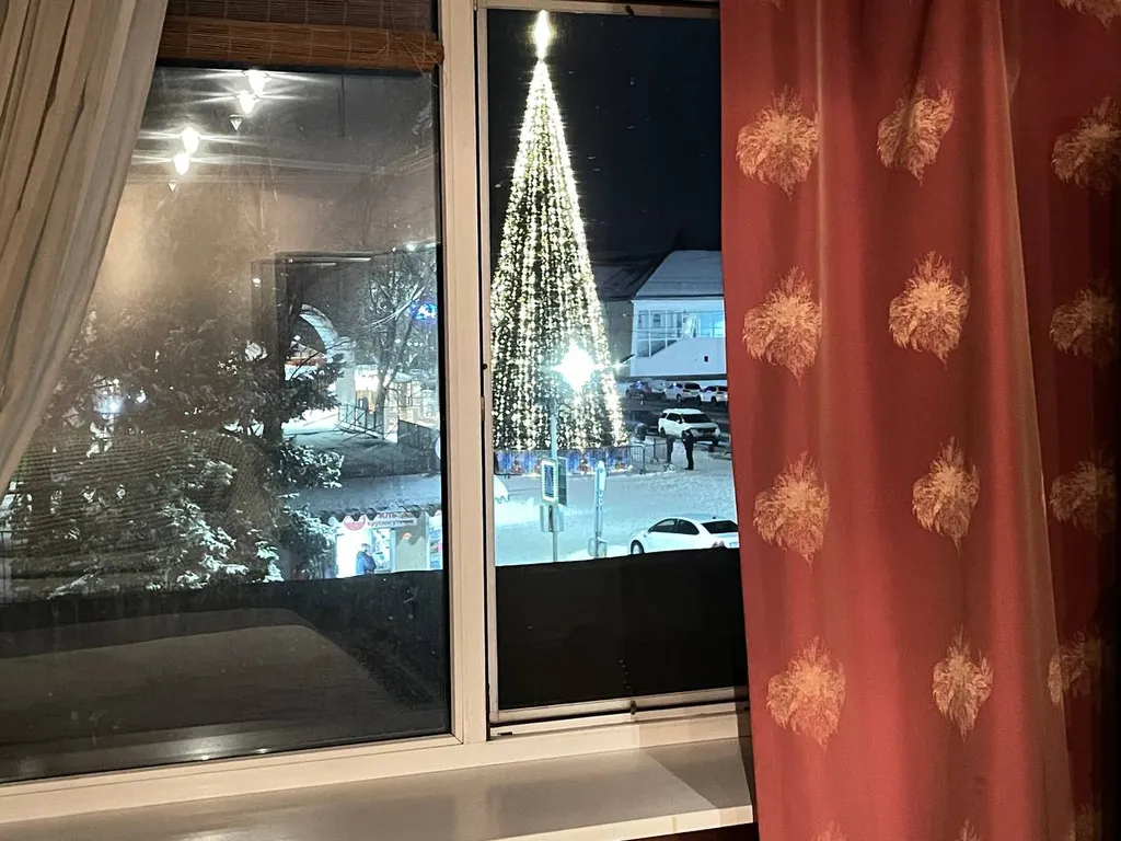 Квартира двухкомнатная на улице Мире, 48 м², Азов — фото 14