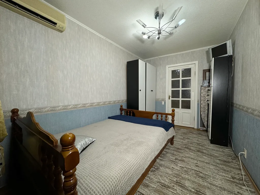 Квартира двухкомнатная на улице Мире, 48 м², Азов — фото 6