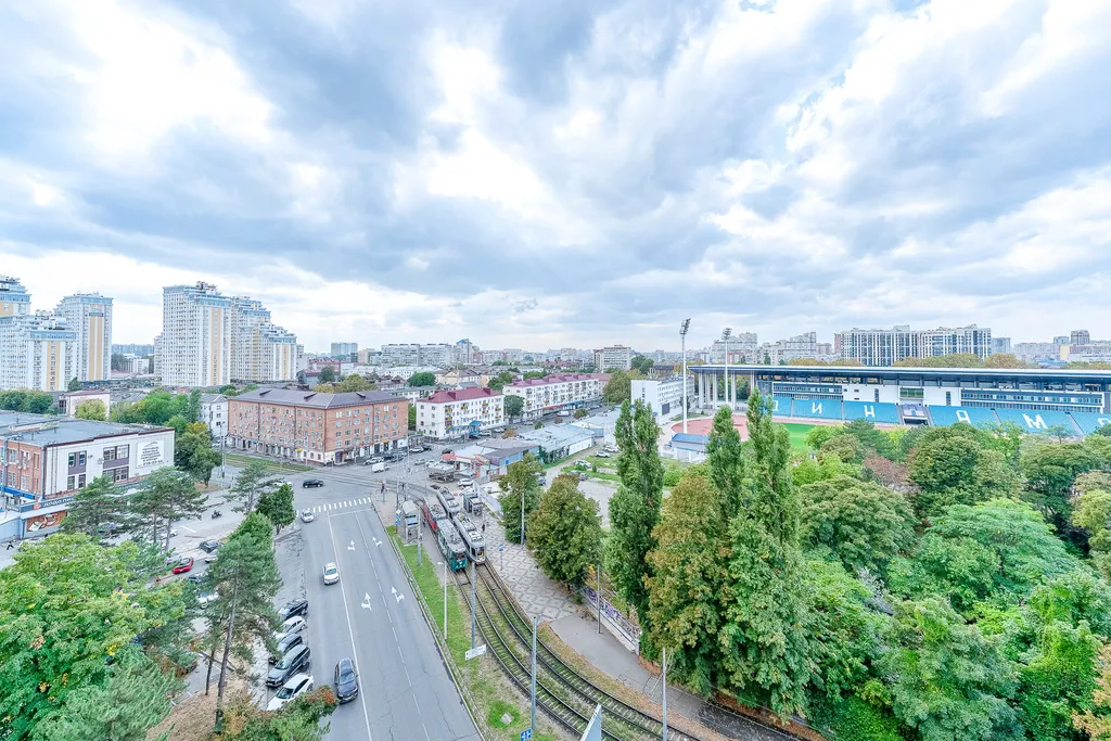 Апартаменты двухкомнатные на улице Коммунарове, 45 м², Краснодар — фото 20